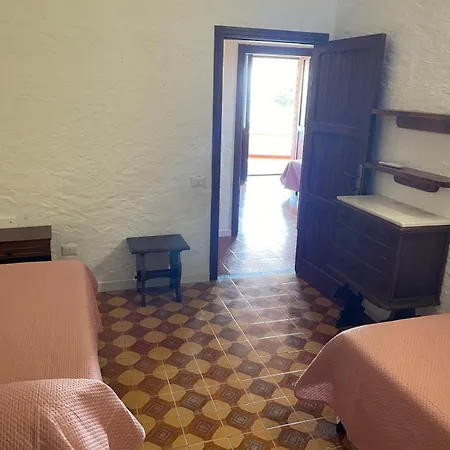 Mustaro R Ferienhaus San Teodoro (Sardinia)