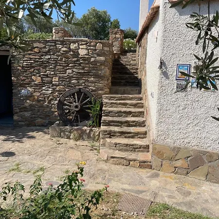 Mustaro R Ferienhaus