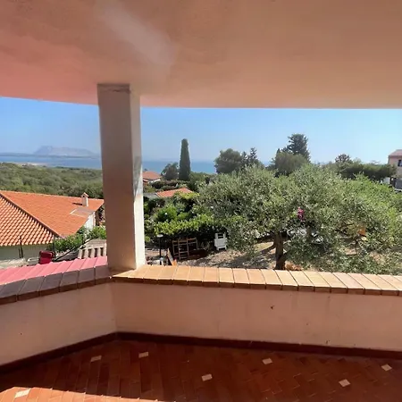 Prázdninový dům Mustaro R *